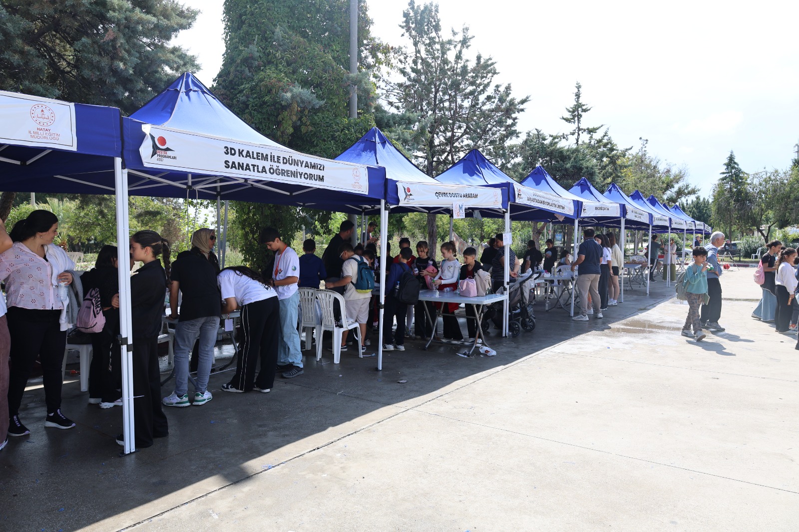 ÖĞRENCİLER BİLİM ŞENLİĞİNDE BULUŞTU