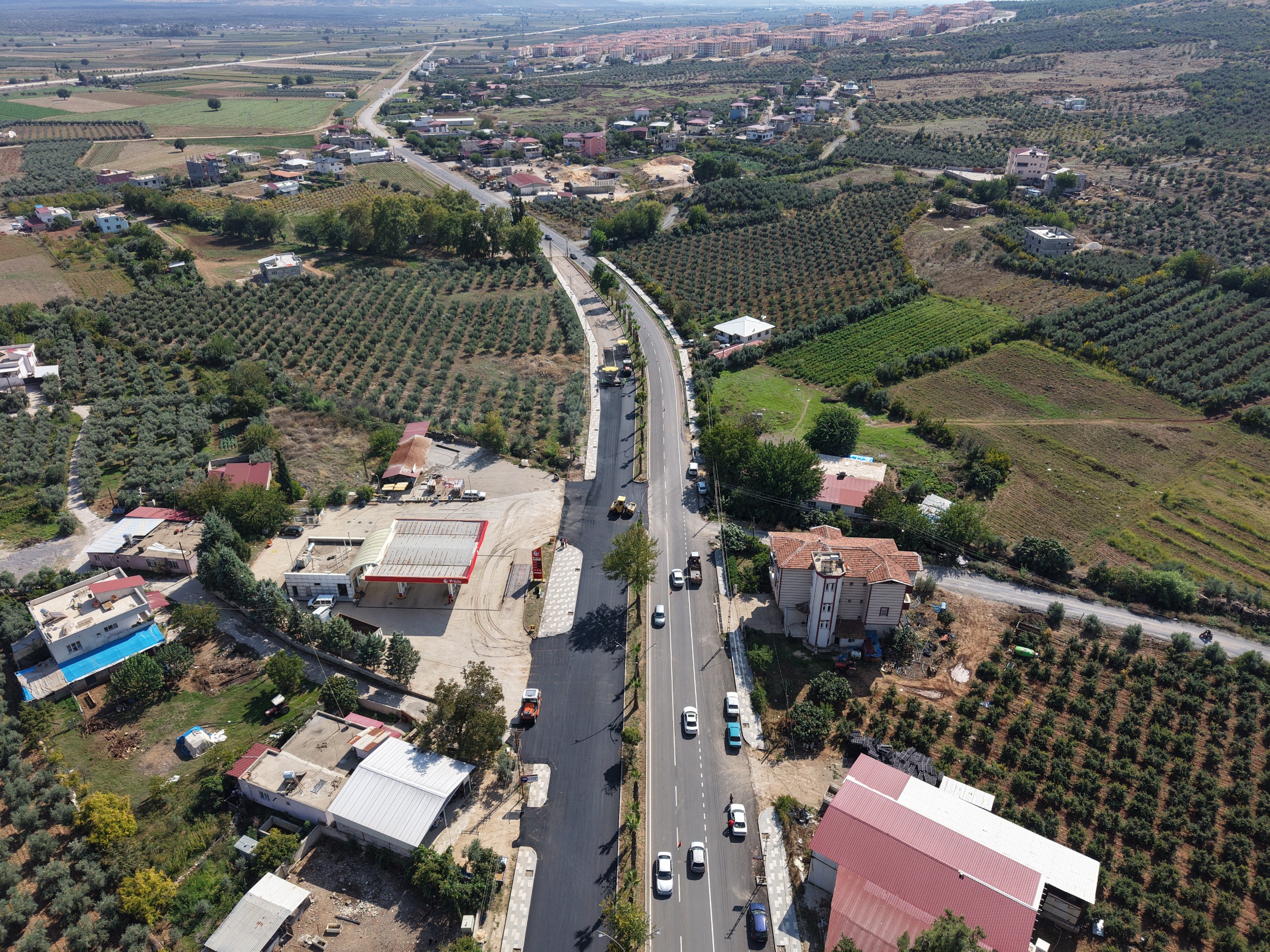 HBB’DEN GİRNE MAHALLESİNDE BETON ASFALT ÇALIŞMASI