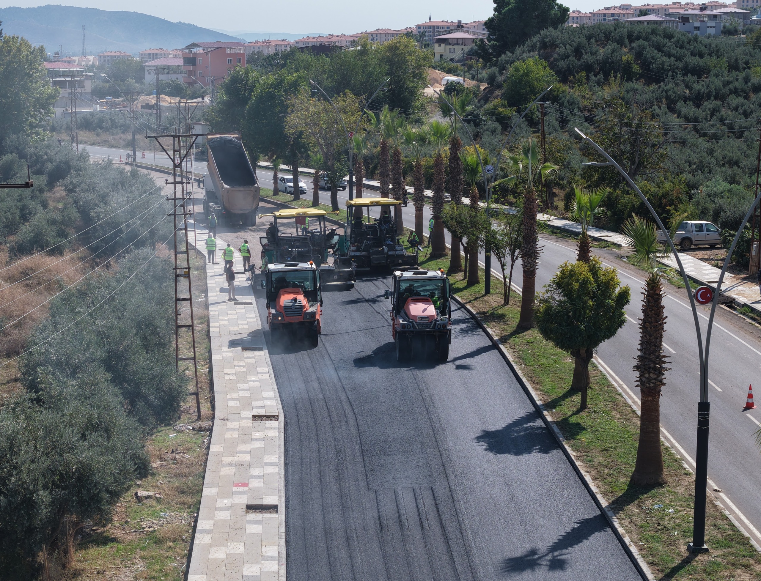 HBB’DEN GİRNE MAHALLESİNDE BETON ASFALT ÇALIŞMASI