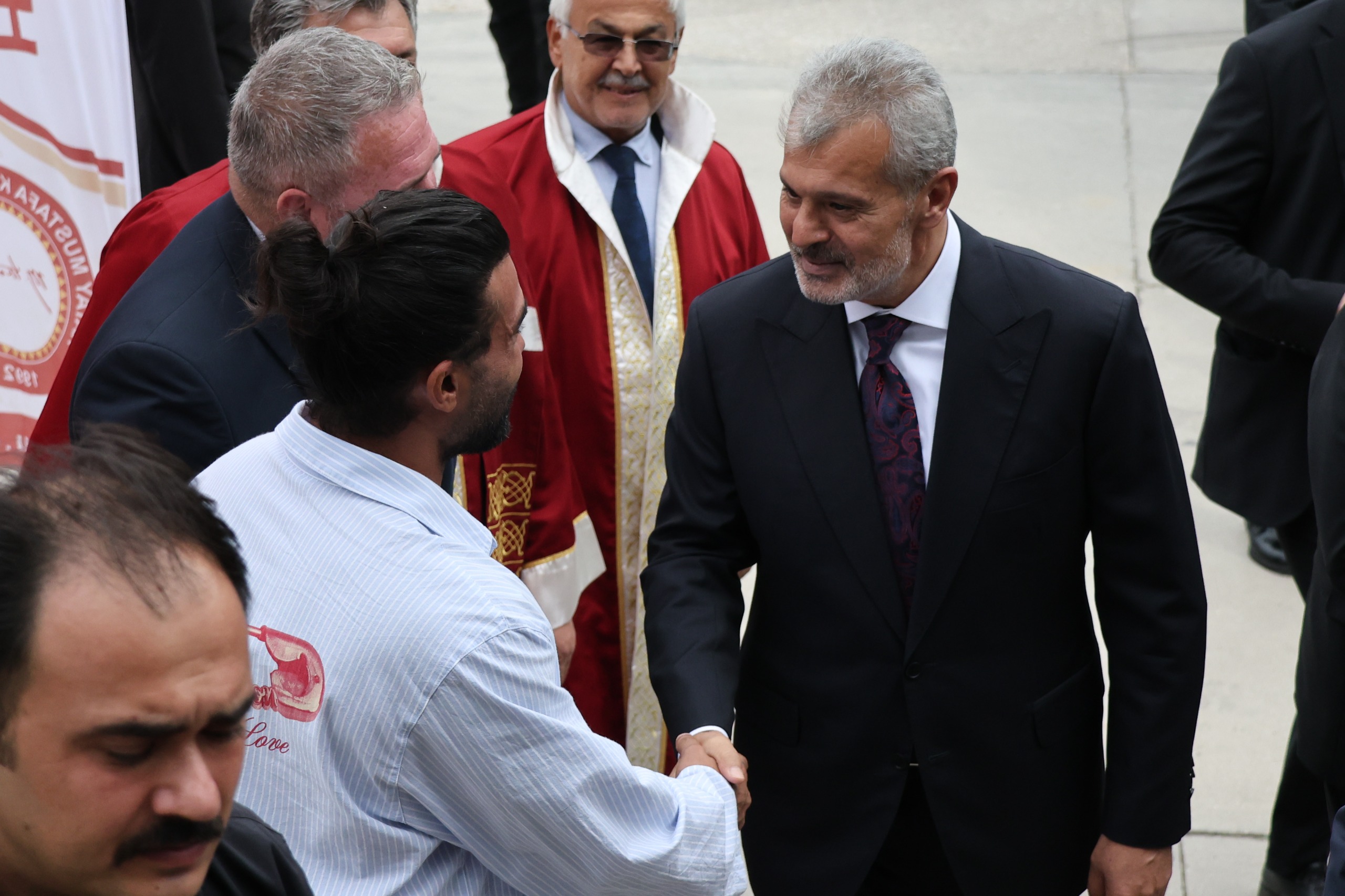 BAKAN MAHİNUR ÖZDEMİR HMKÜ AKADEMİK YIL AÇILIŞ TÖRENİNE KATILDI