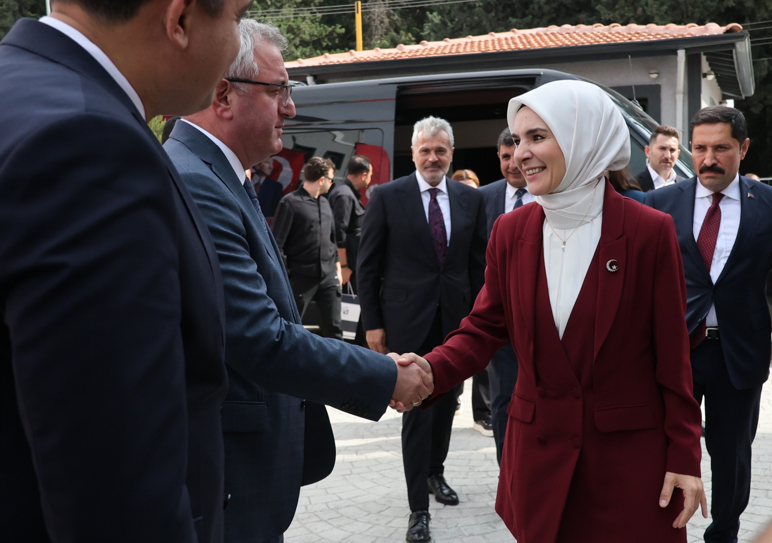 BAKAN MAHİNUR ÖZDEMİR GÖKTAŞ, SOSYAL HİZMET TESİSLERİNİ AÇTI