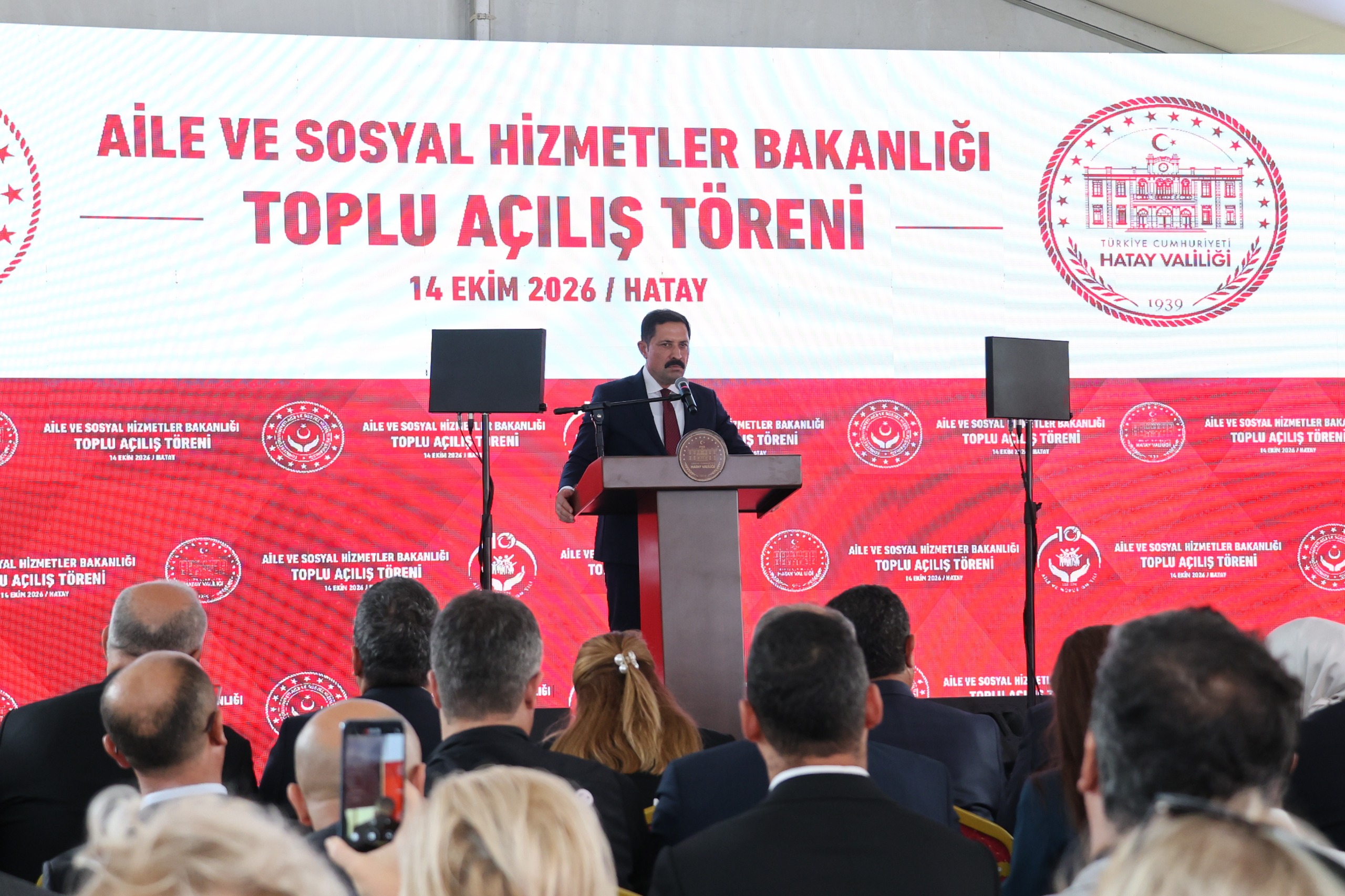 BAKAN MAHİNUR ÖZDEMİR GÖKTAŞ, SOSYAL HİZMET TESİSLERİNİ AÇTI