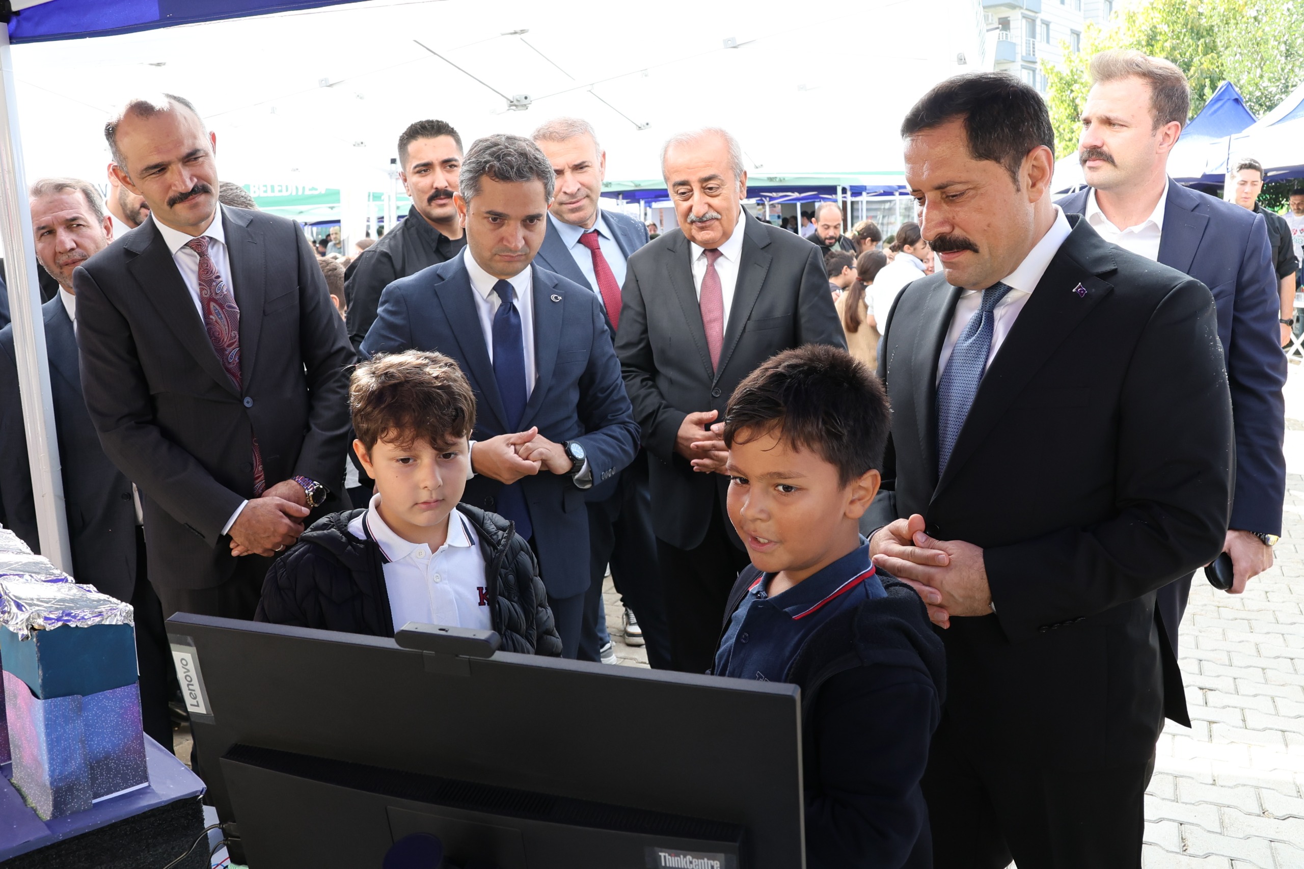 TÜBİTAK 4007 KÖKLERDEN GÖKLERE DEFNE BİLİM ŞENLİĞİ DEFNE’DE BAŞLADI
