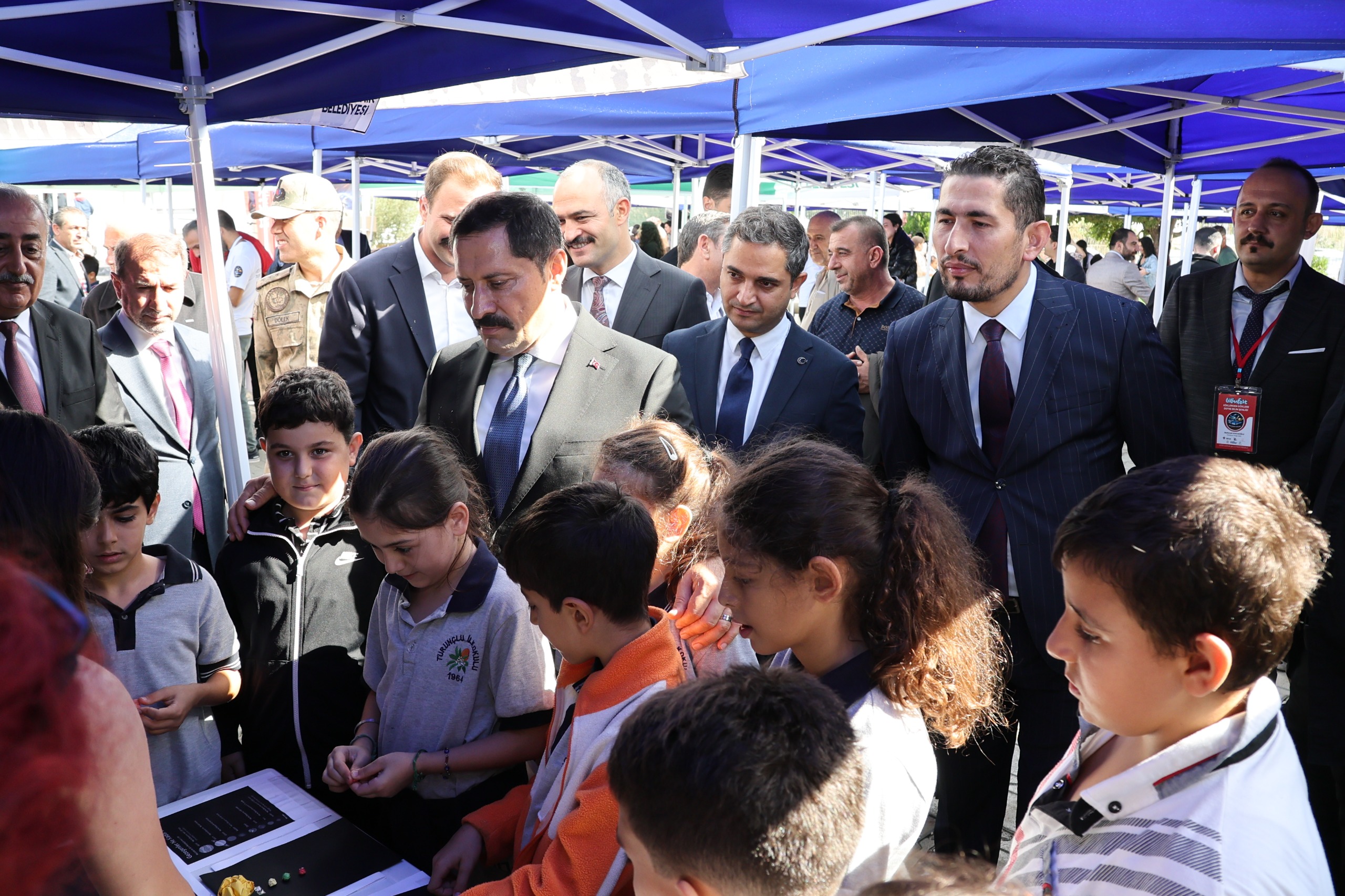 TÜBİTAK 4007 KÖKLERDEN GÖKLERE DEFNE BİLİM ŞENLİĞİ DEFNE’DE BAŞLADI