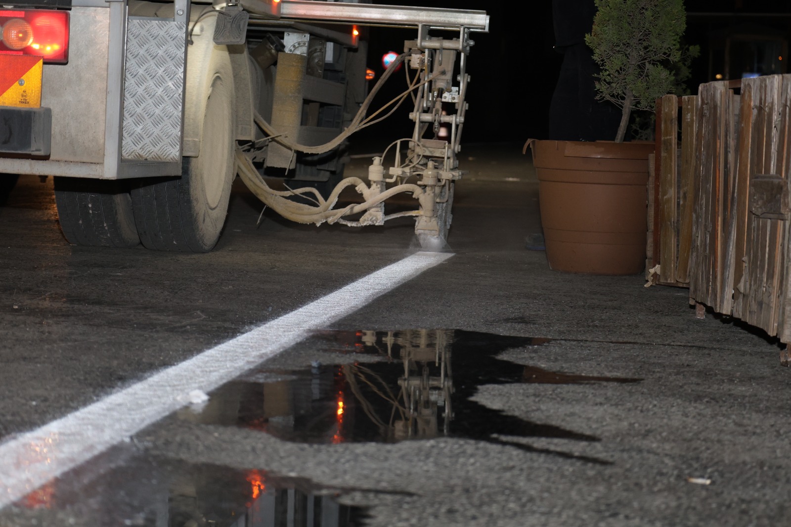 DEFNE DEVLET HASTANESİ YOLUNDA BETON ASFALT