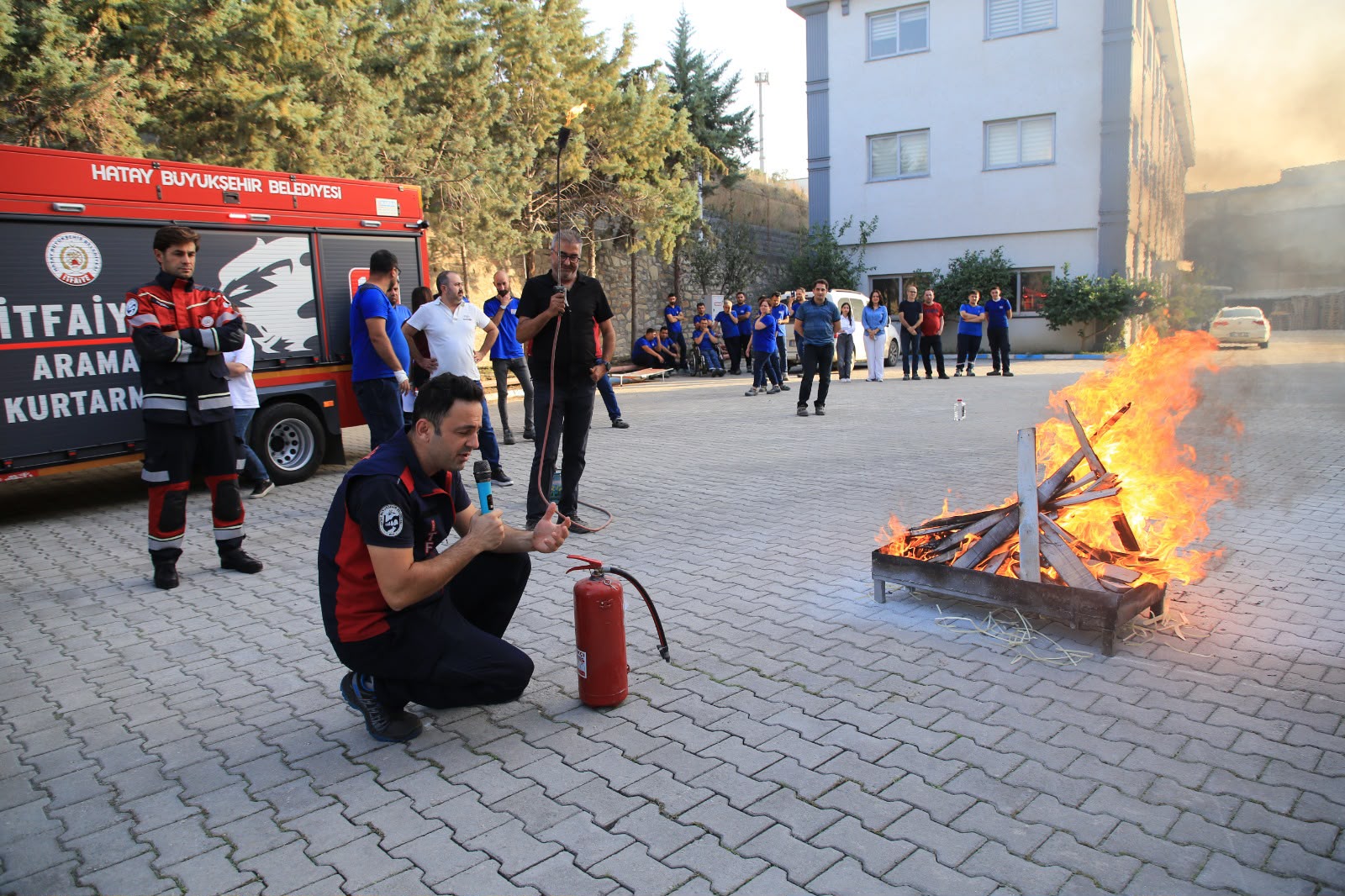 HBB, EĞİTİM VE TATBİKATLARLA YANGIN BİLİNCİ OLUŞTURUYOR