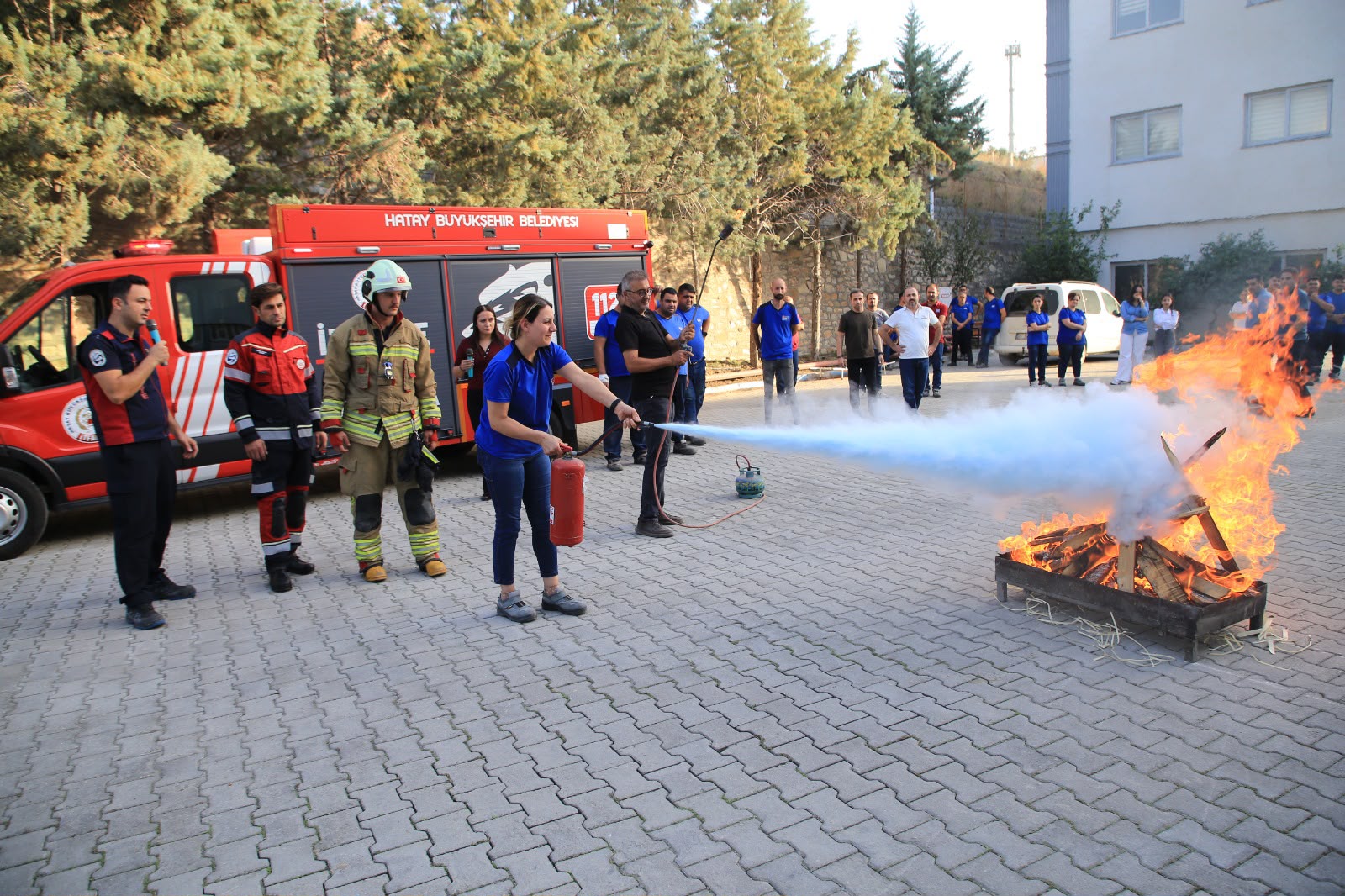 HBB, EĞİTİM VE TATBİKATLARLA YANGIN BİLİNCİ OLUŞTURUYOR