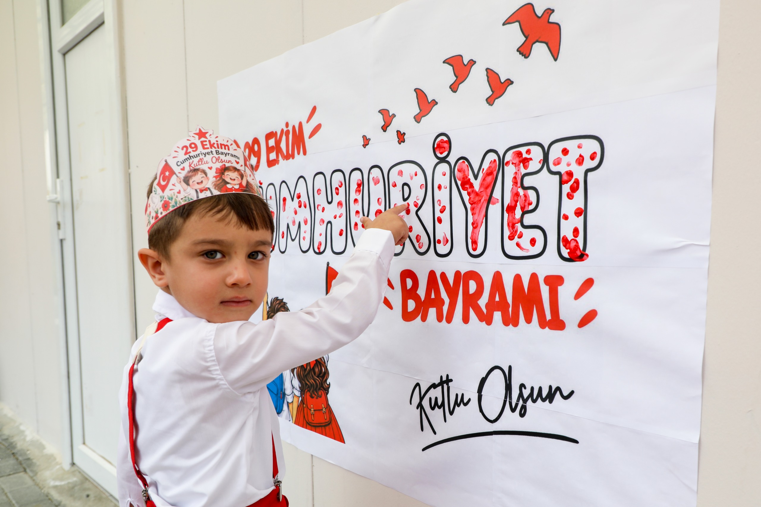 HBB KREŞLERİNDE CUMHURİYET BAYRAMI COŞKUYLA KUTLANDI