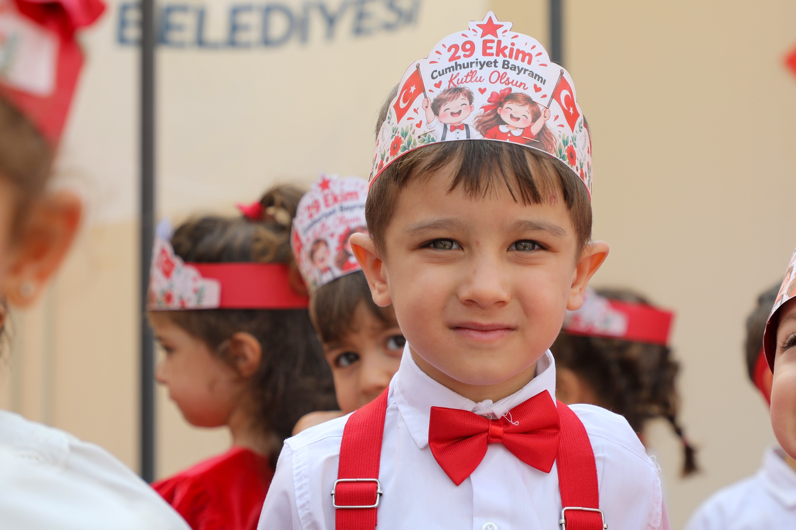 HBB KREŞLERİNDE CUMHURİYET BAYRAMI COŞKUYLA KUTLANDI