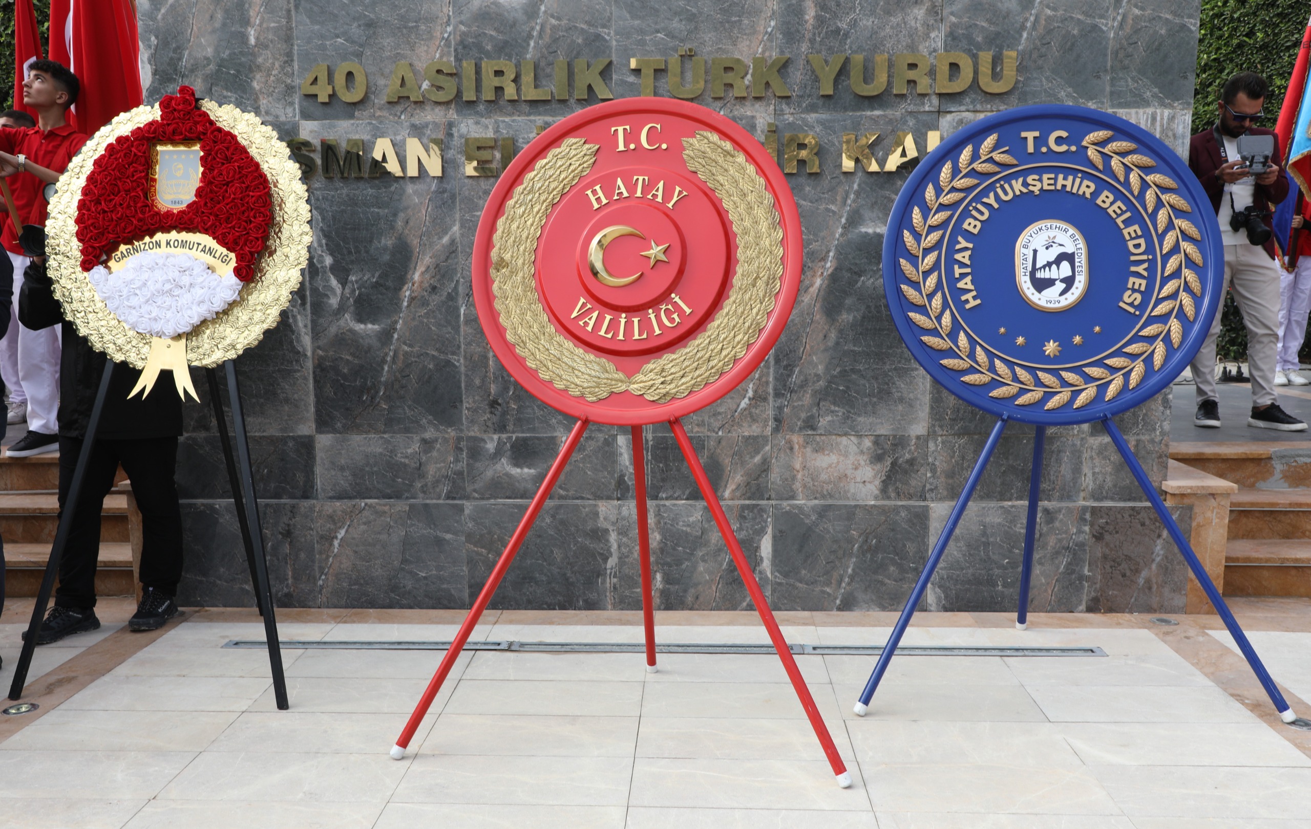 BAŞKAN ÖNTÜRK 29 EKİM ÇELENK SUNMA TÖRENİNE KATILDI