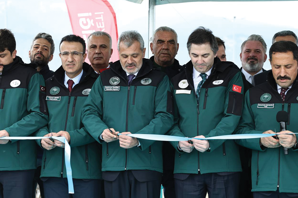 BAŞKAN ÖNTÜRK, TARIMA CAN SUYU OLACAK TESİSİN AÇILIŞINA KATILDI