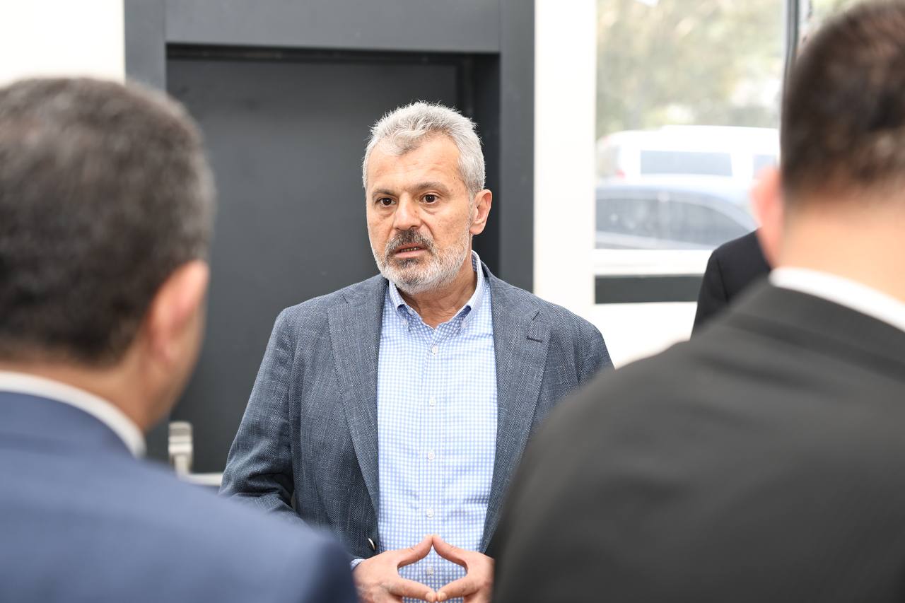 BAŞKAN ÖNTÜRK, DEFNE’DEKİ KREŞİ YERİNDE İNCELEDİ