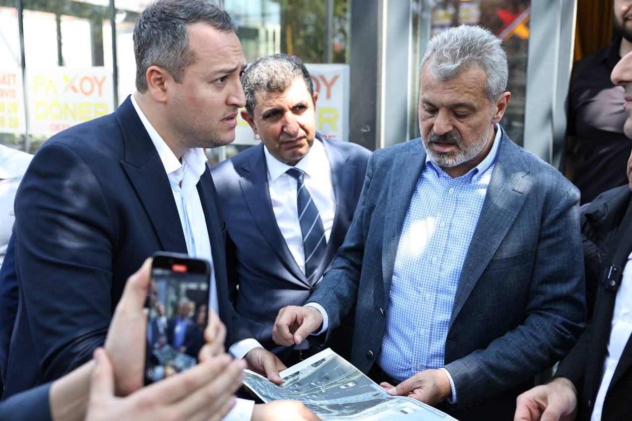 BAŞKAN ÖNTÜRK DEFNE’DE PRESTİJ CADDE VE YOL ÇALIŞMALARINI KONTROL ETTİ 